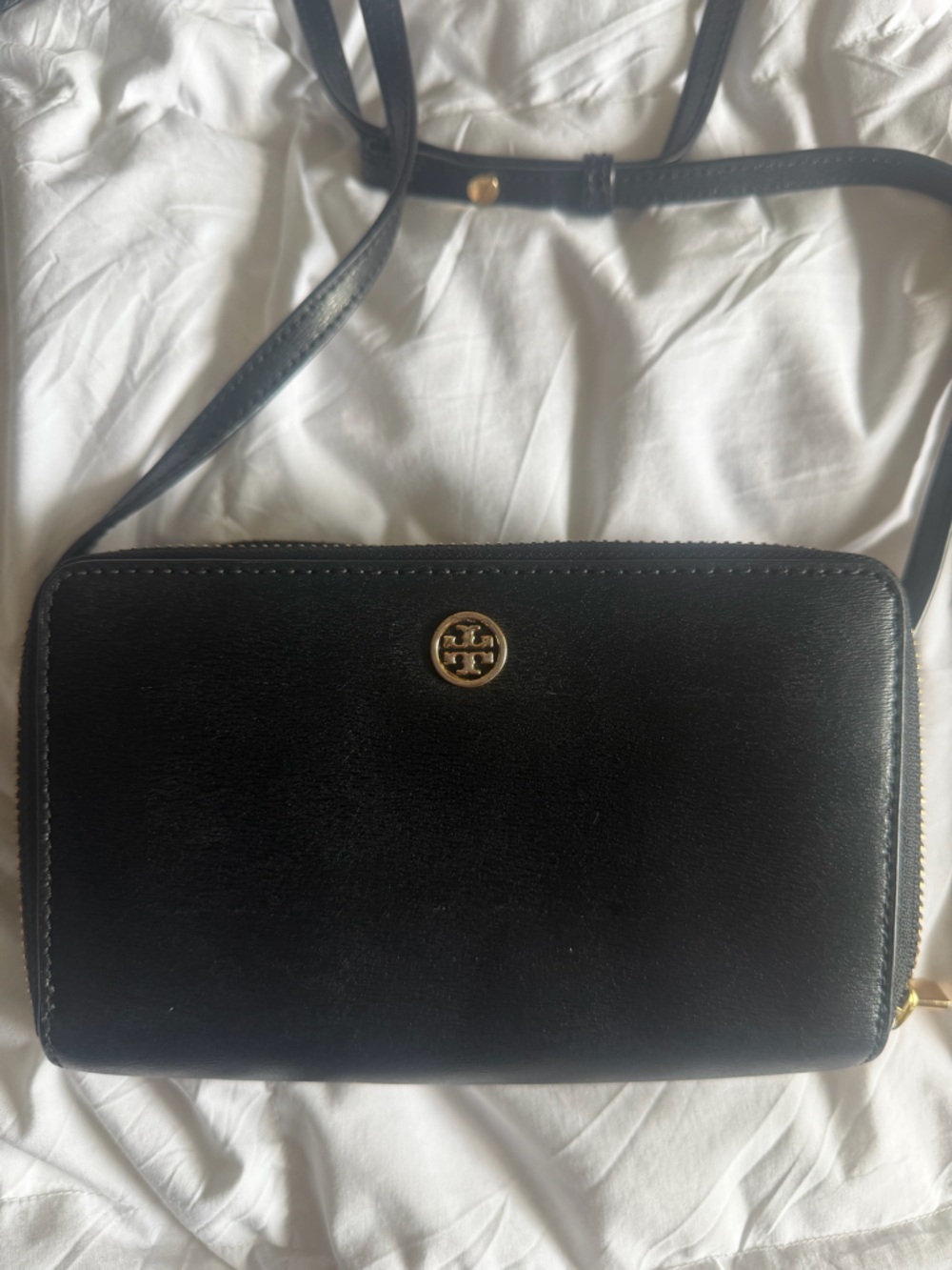 Tory Burch Black Leather Crossbody Wallet - Picture 2 of 7
